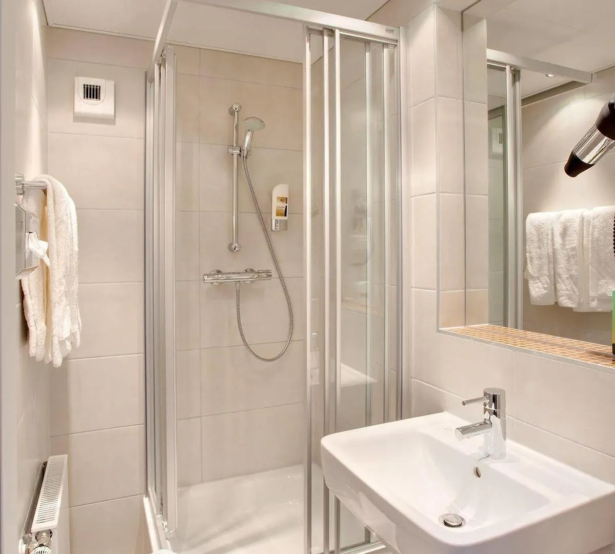 Meininger Hotel Salzburg City Center Austria