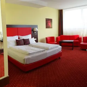 4* Szálloda Western Amedia Art