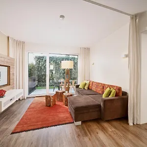 https://villa-salzburg.saalbachhinterglemmhotels.com