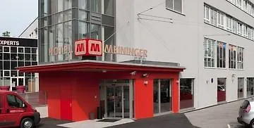 ***  Meininger Hotel Salzburg City Center אוסטריה