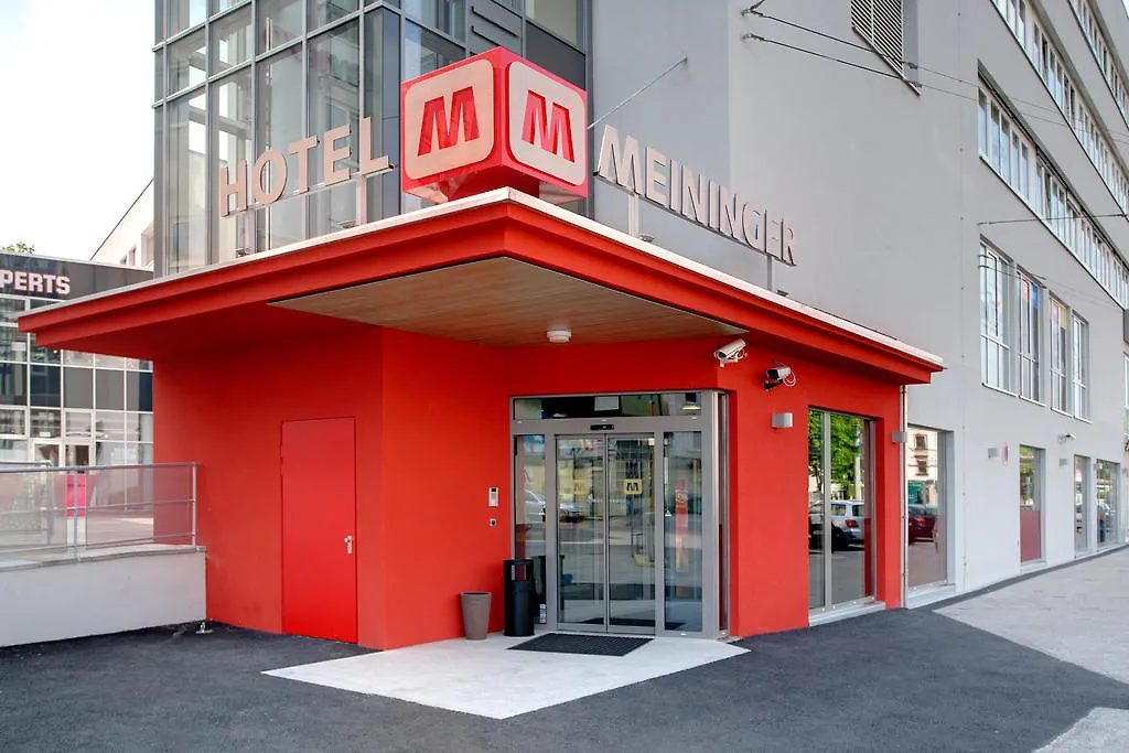 ***  Meininger Hotel Salzburg City Center אוסטריה